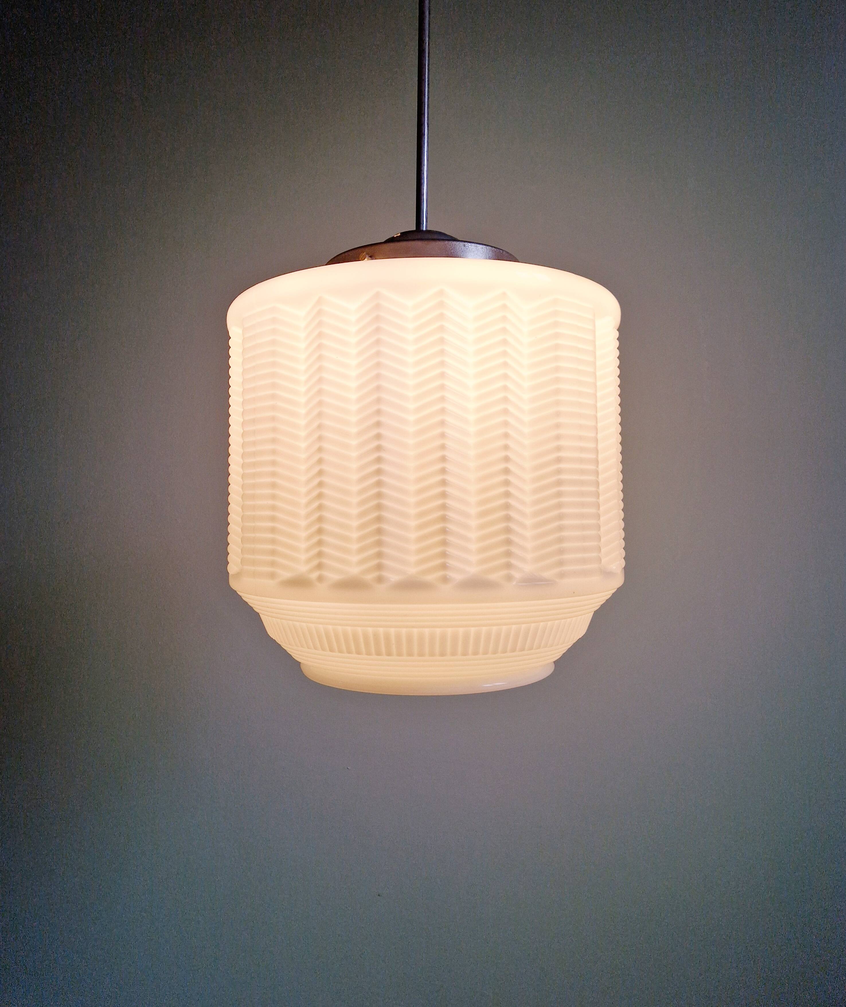 Large Art Deco pendant light in white opaline, 1920s-30s