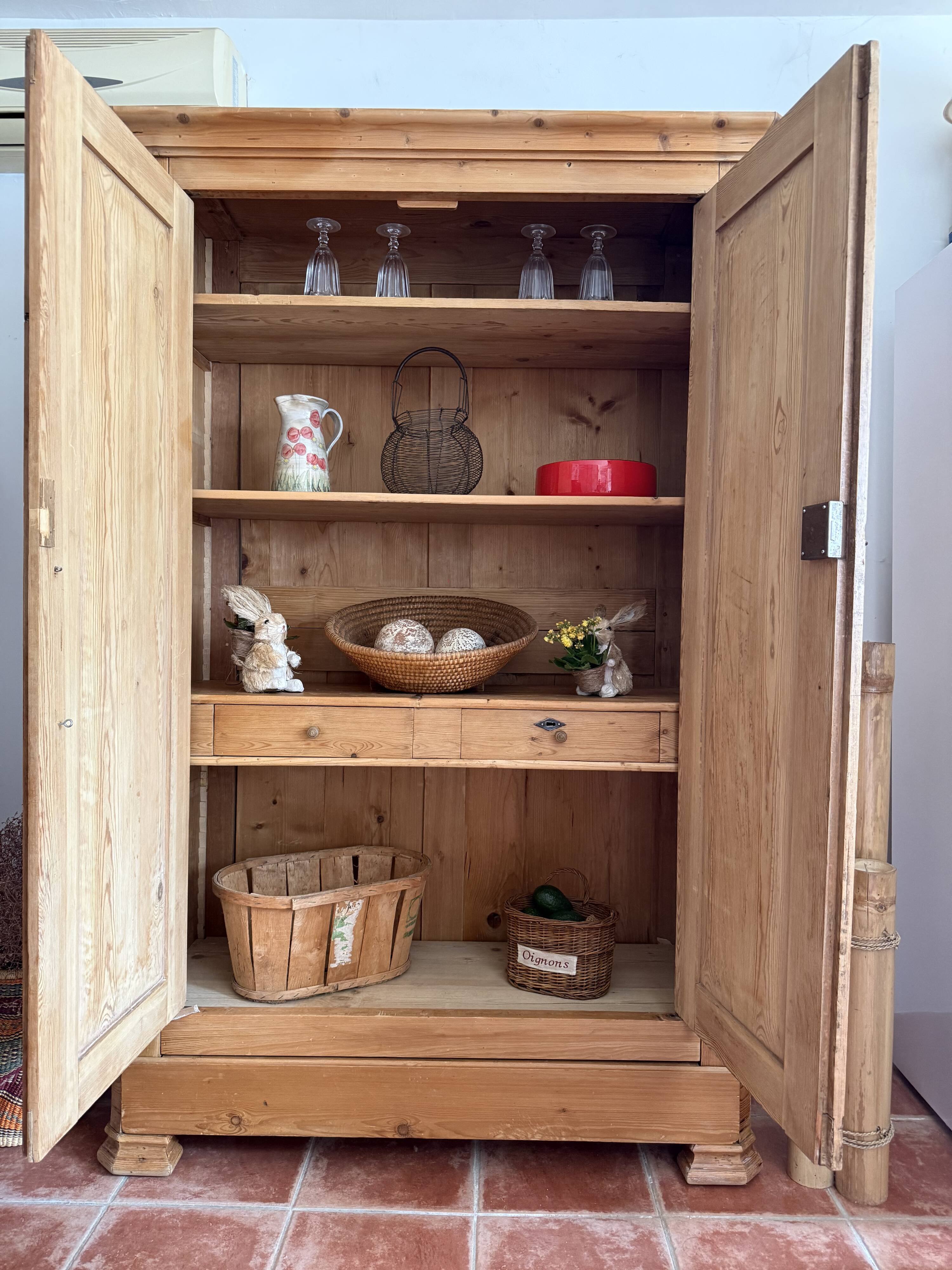Beautiful antique pine wardrobe