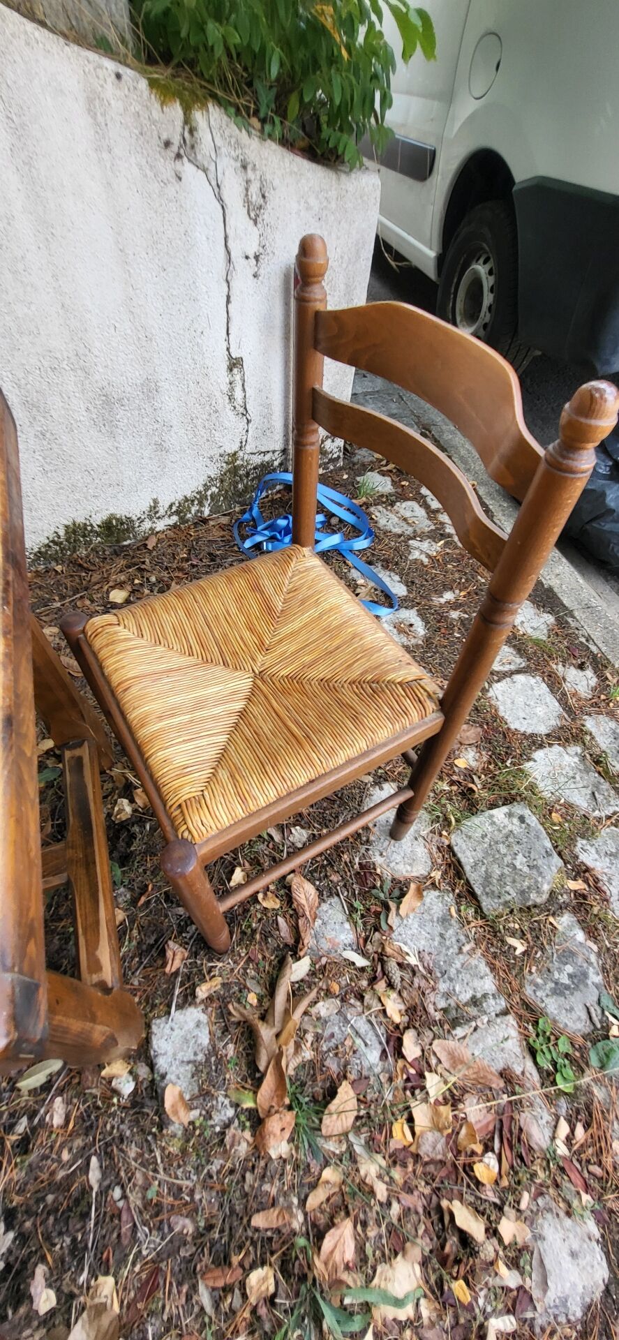Farm table + chairs