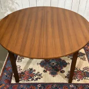 1970s teak table with 1 extension
