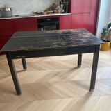 Farm table