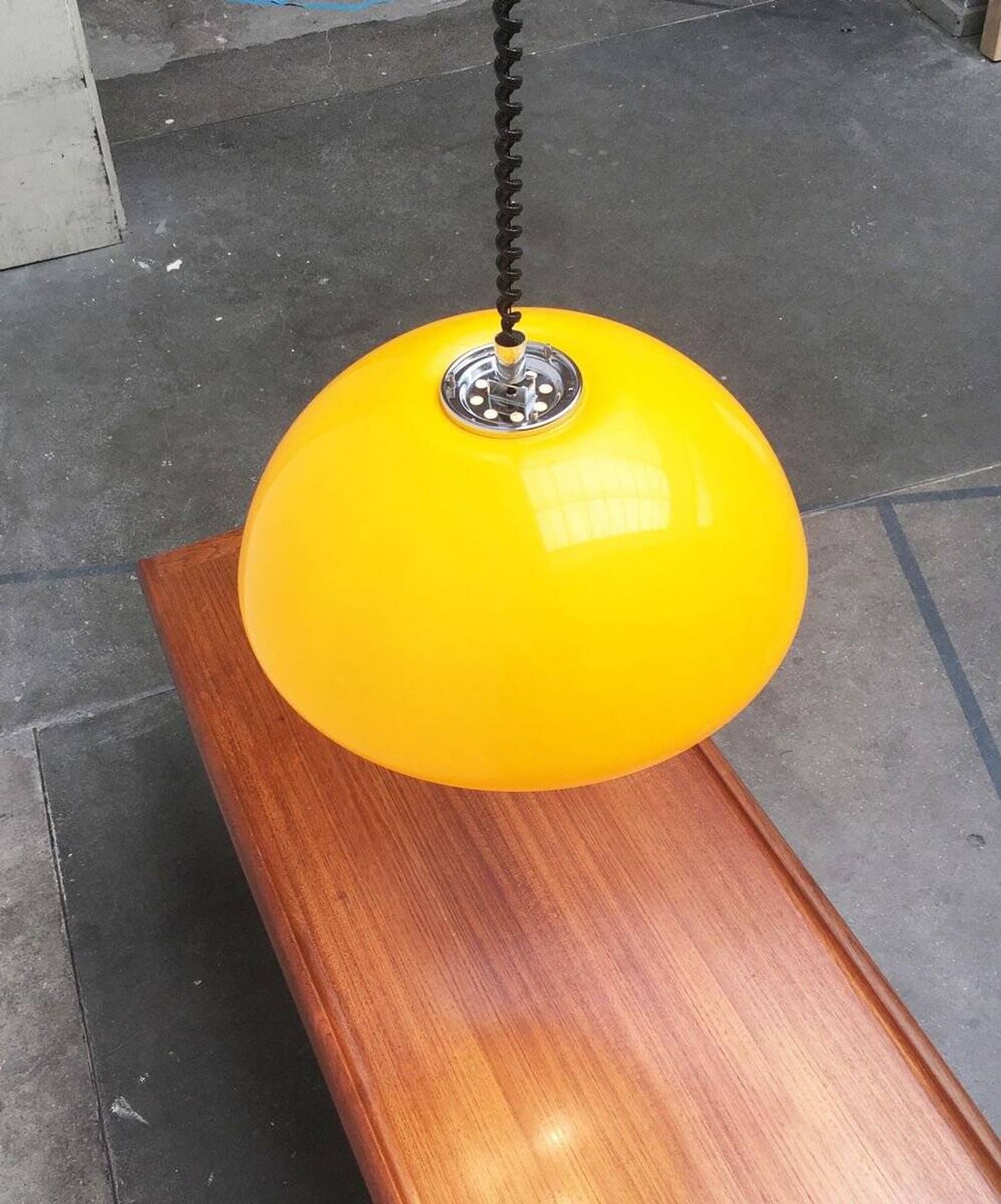 Lampe suspendue Space Age Cabras par Luigi Massoni pour Guzzini