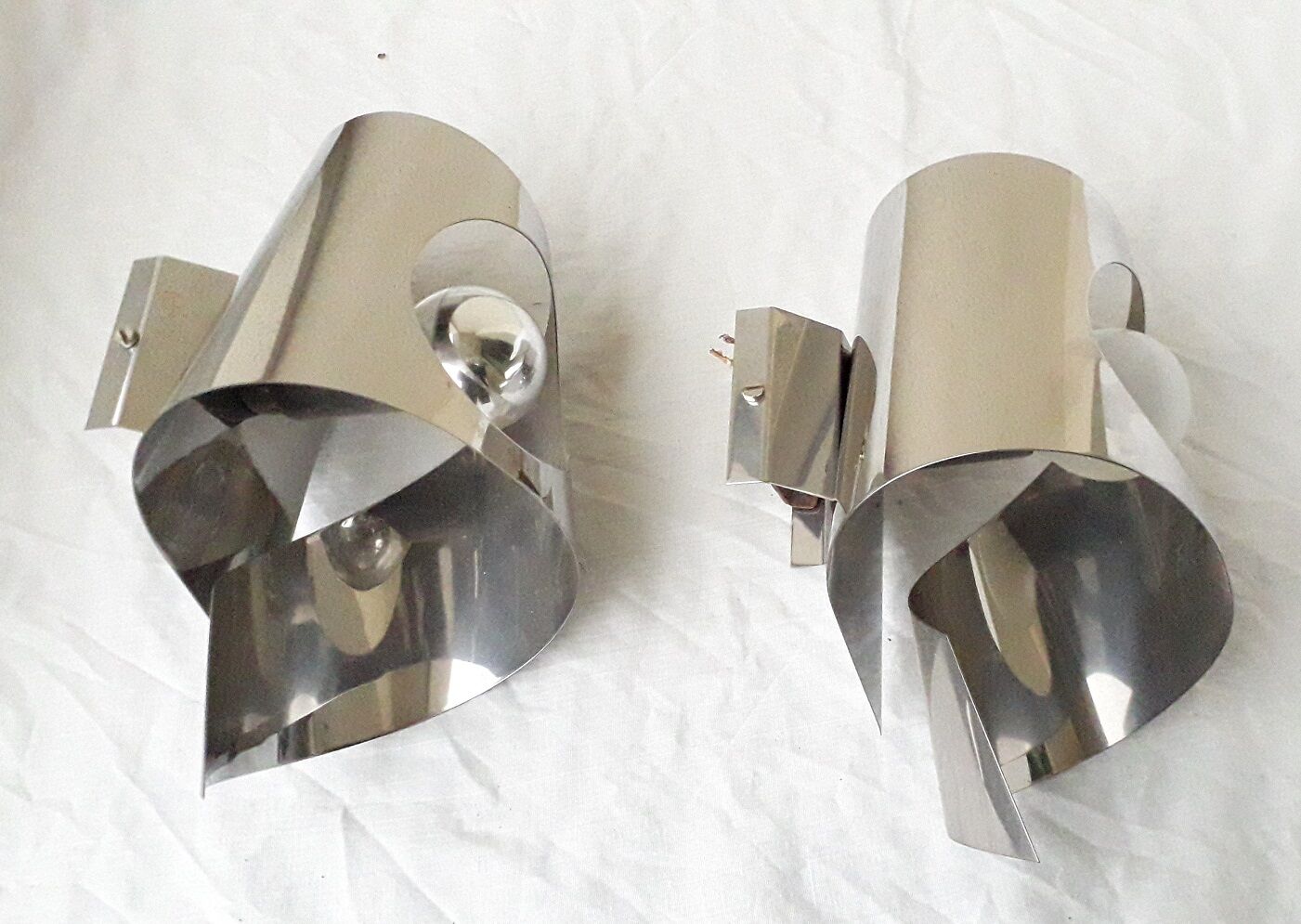 Pair of wall lamps 70