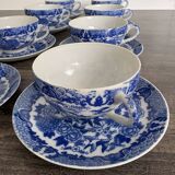 Service of 8 cups and saucers in Chinese blue porcelain.