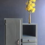 Asymmetrical vintage wardrobe