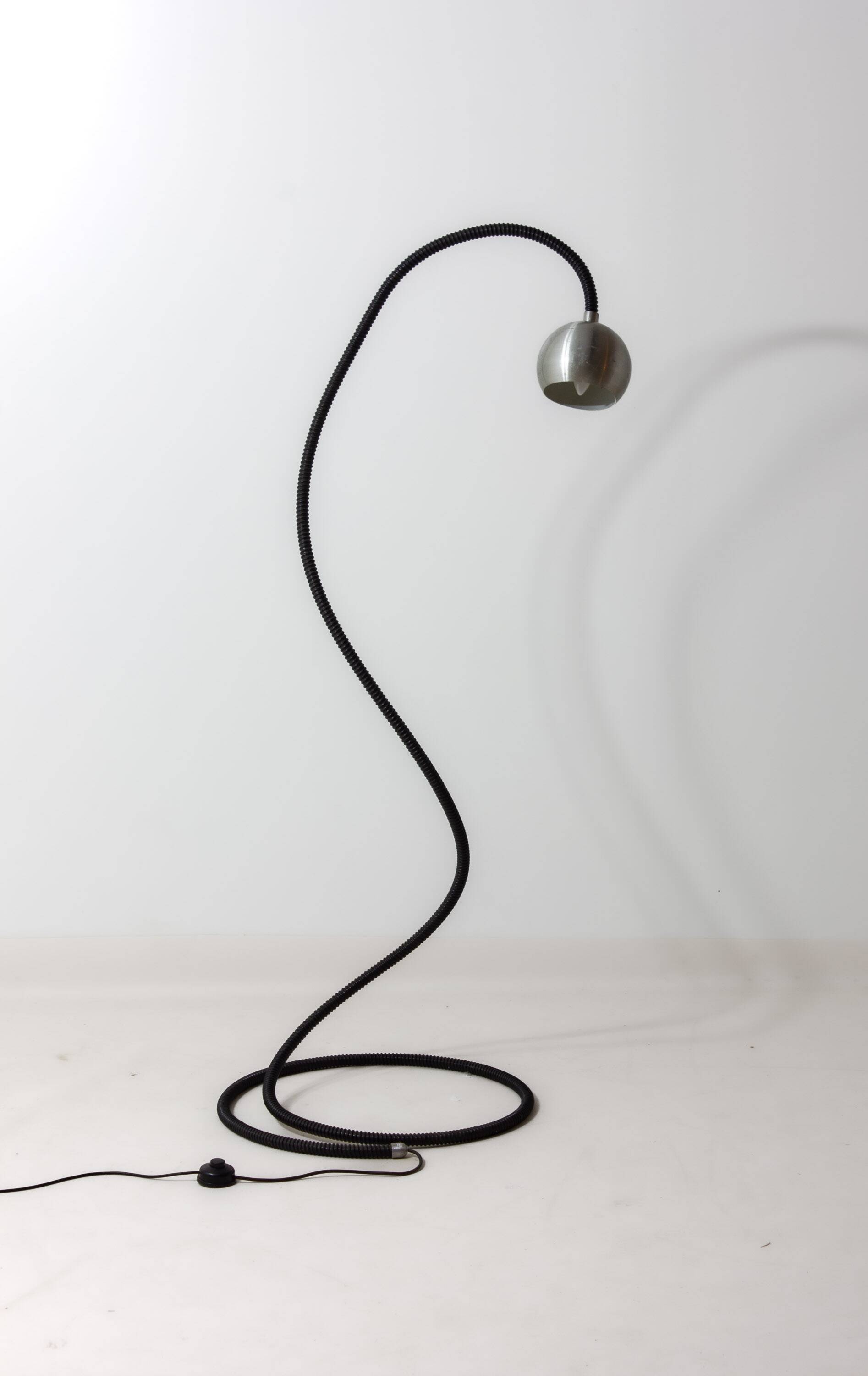Rare Serpente floor lamp by Valenti, Italy 1970s