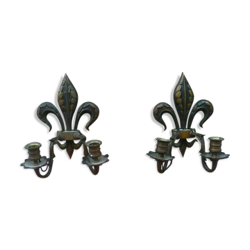 "Fleurs-de-lis" wall lamps