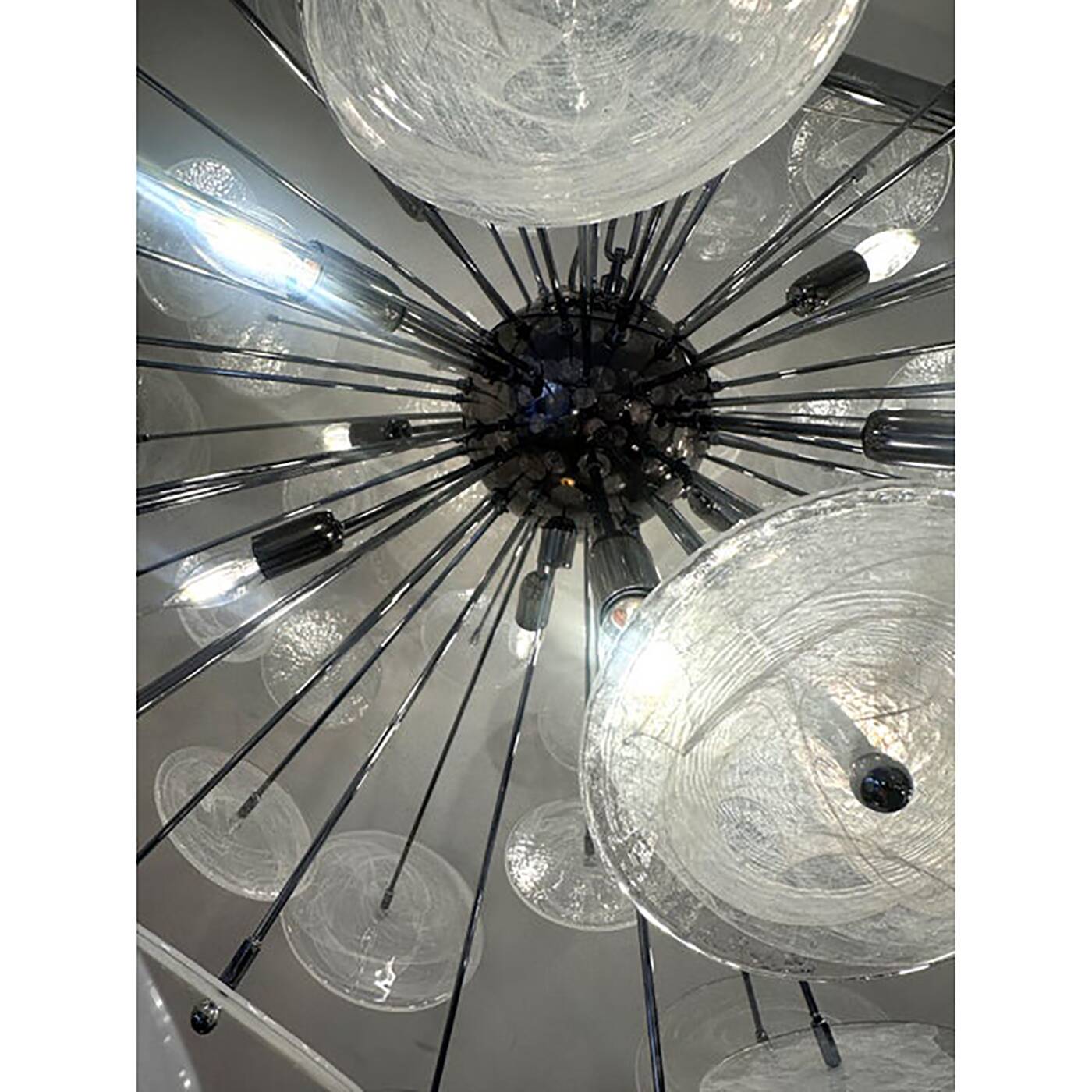 Contemporary Chromed Sputnik Chandelier With Venied-White "Alabastro" Muran