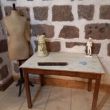 Farm table