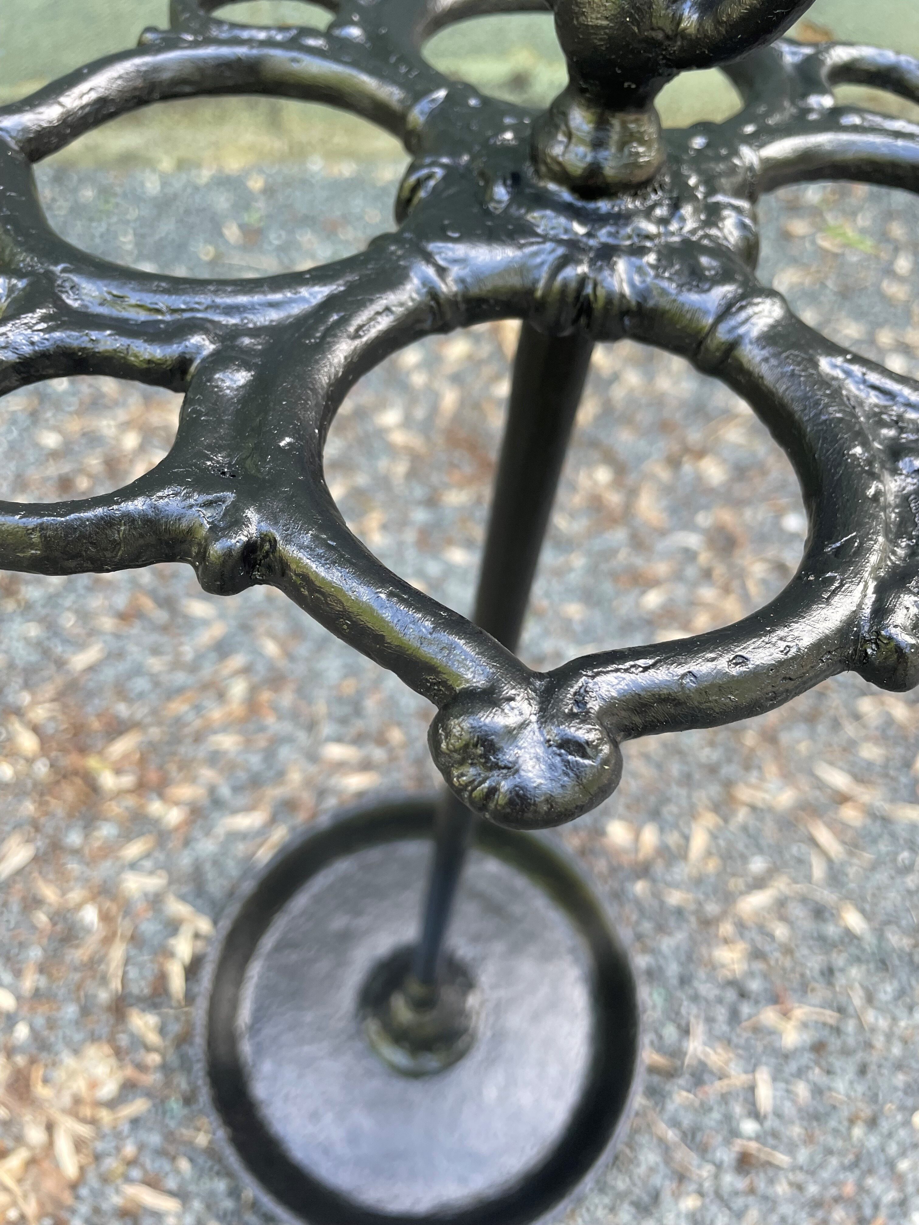 Cast iron umbrella holder debut 20th