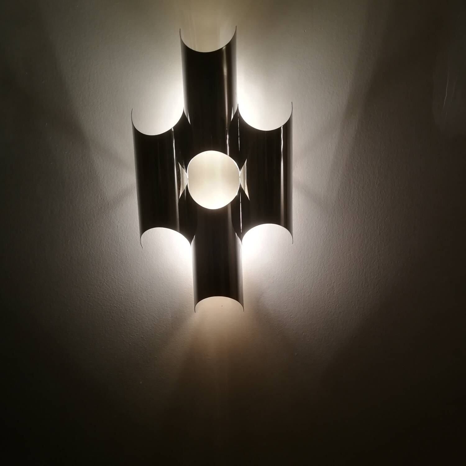 Large vintage design wall light in stainless steel chrome from the 70s