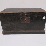 small chest in English pine.