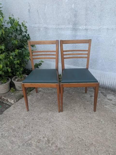 Pair of chairs from the 1950s