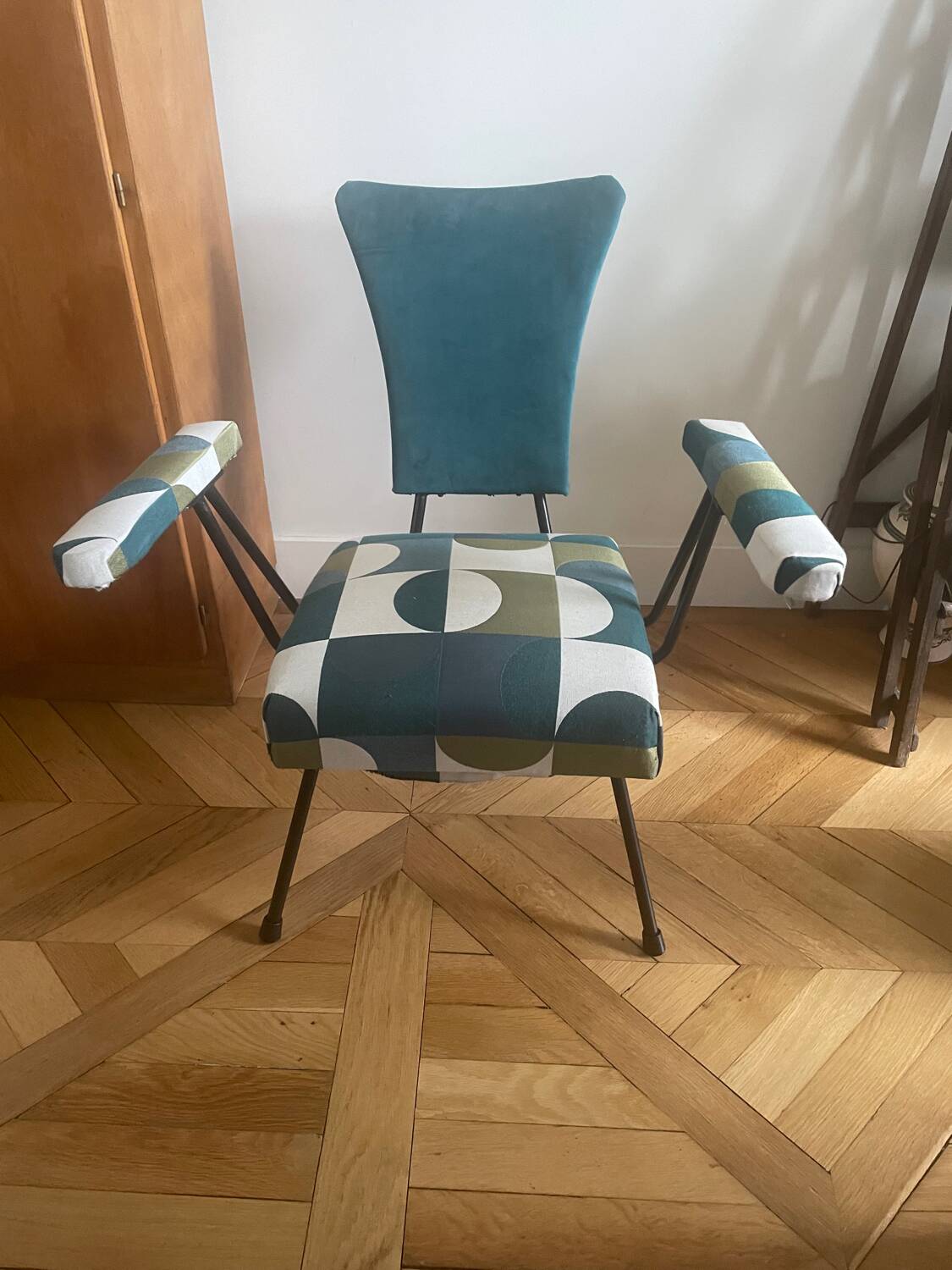 Vintage hairdresser chair