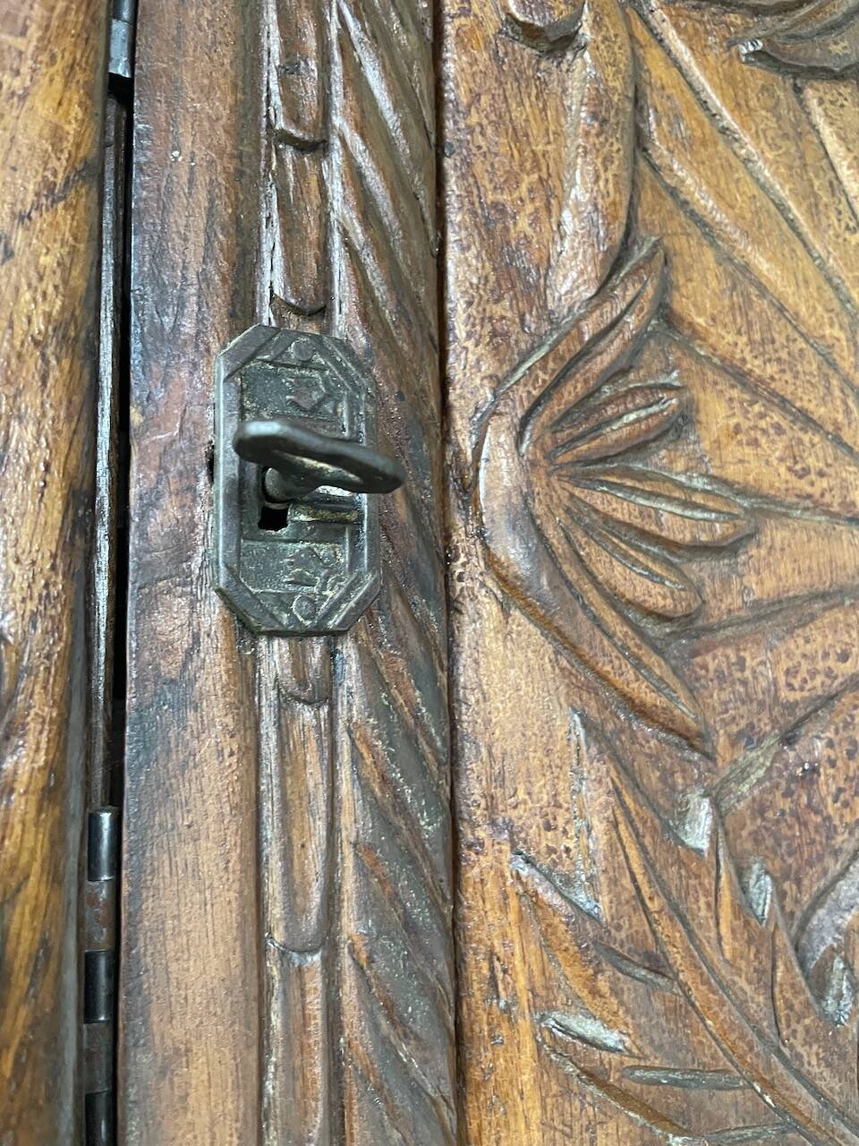 Auvergne brutalist folk art furniture 1890