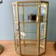 Vitrine vintage en verre et laiton