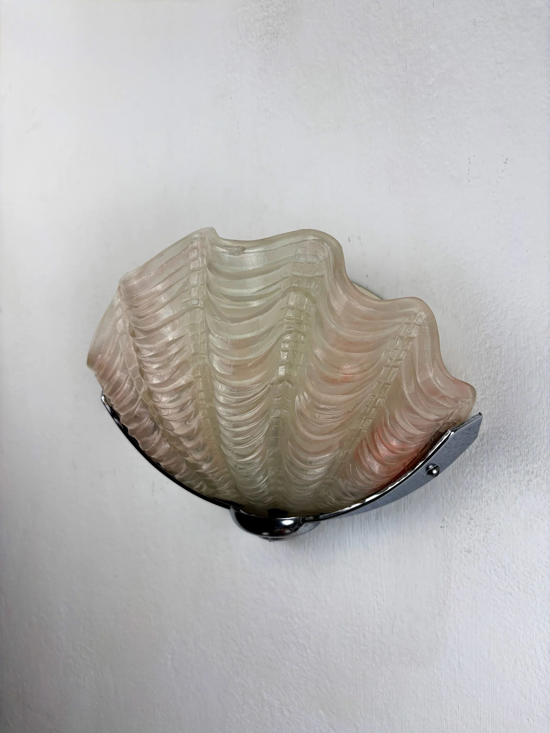 French Art Deco shell wall sconce – amber glass, 1960s