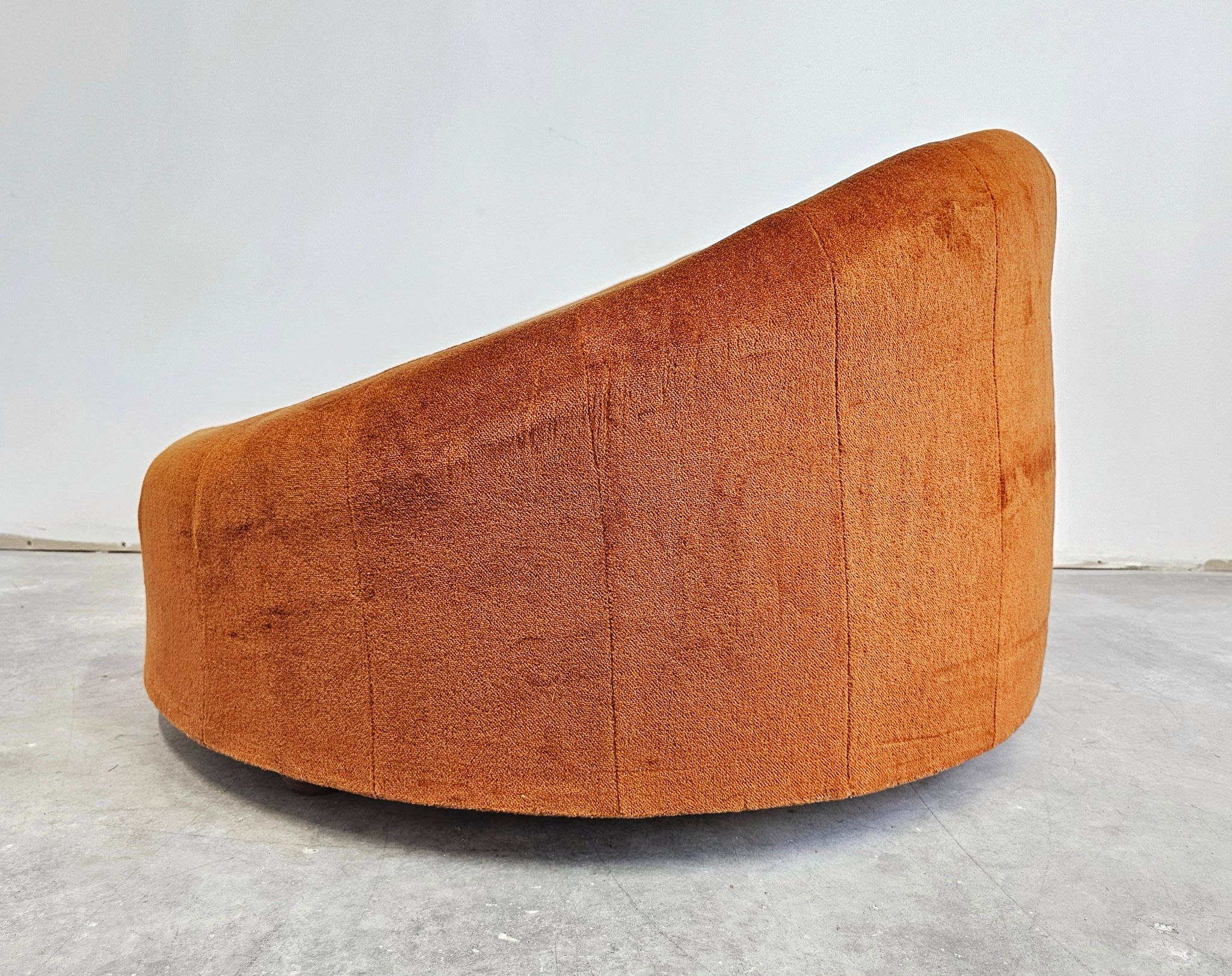 Round armchair in the style of Pierre Paulin, oversized pouf, velvet.