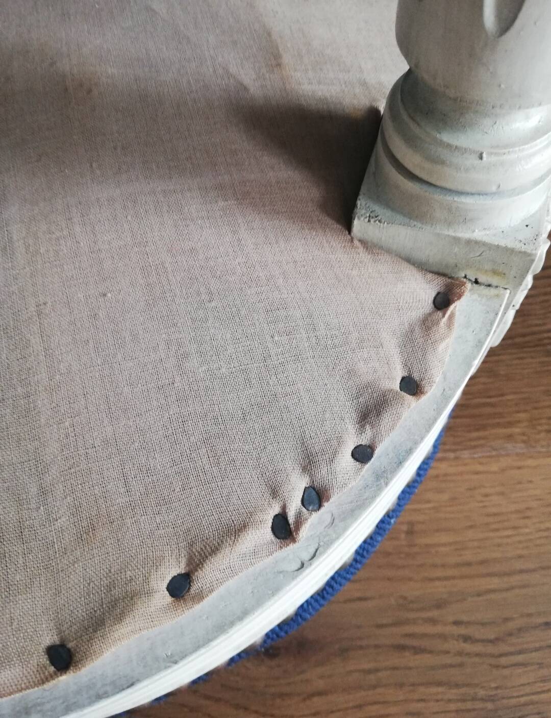 Oval stool in Louis XVI style