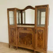 Art Deco display cabinet in walnut and burl, marble top and bevelled mirror, 1930s.