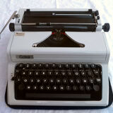 Erika 106 typewriter
