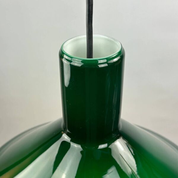 Suspension en verre danois vert modèle P & T par Michael Bang pour Holmegaard 1972