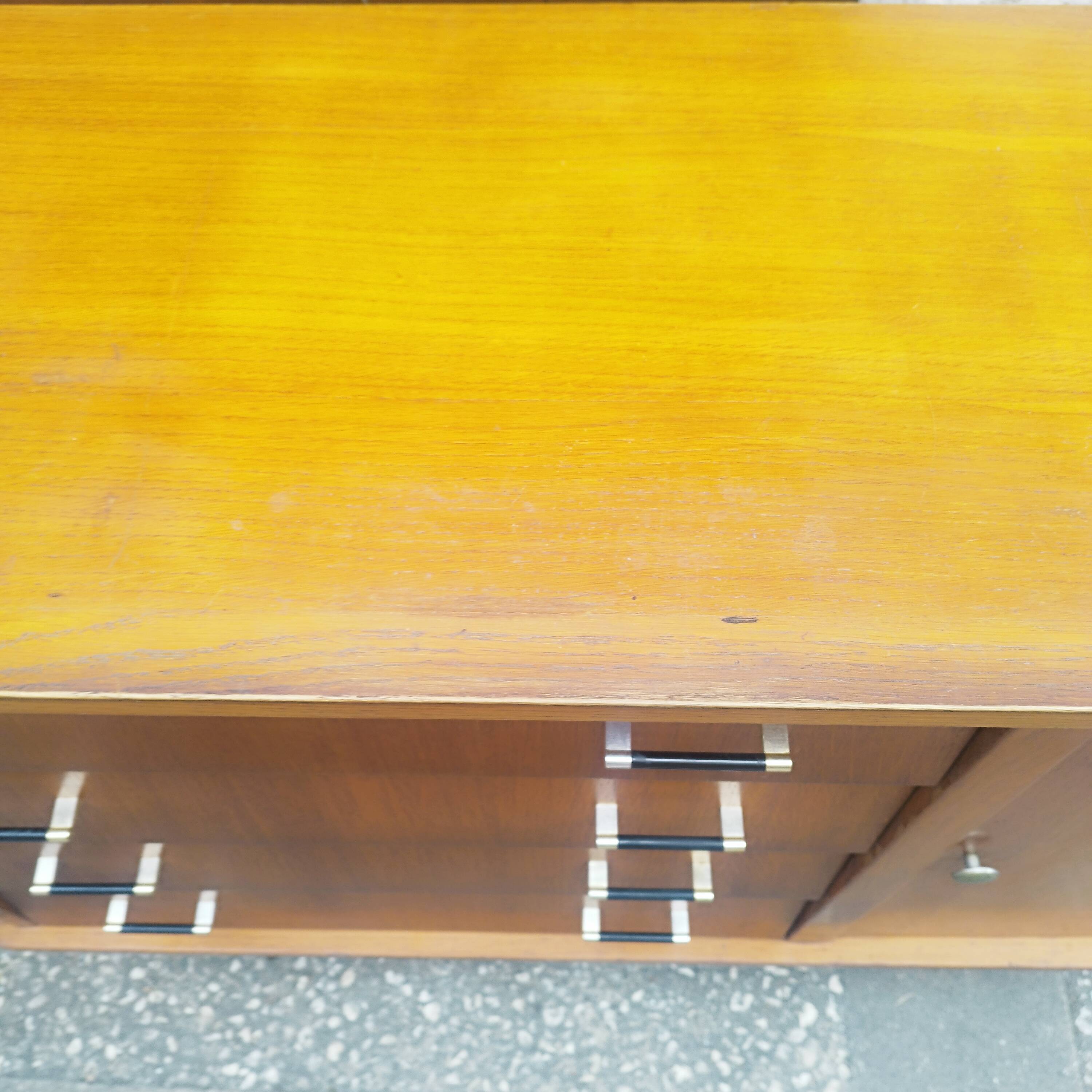 Commode vintage