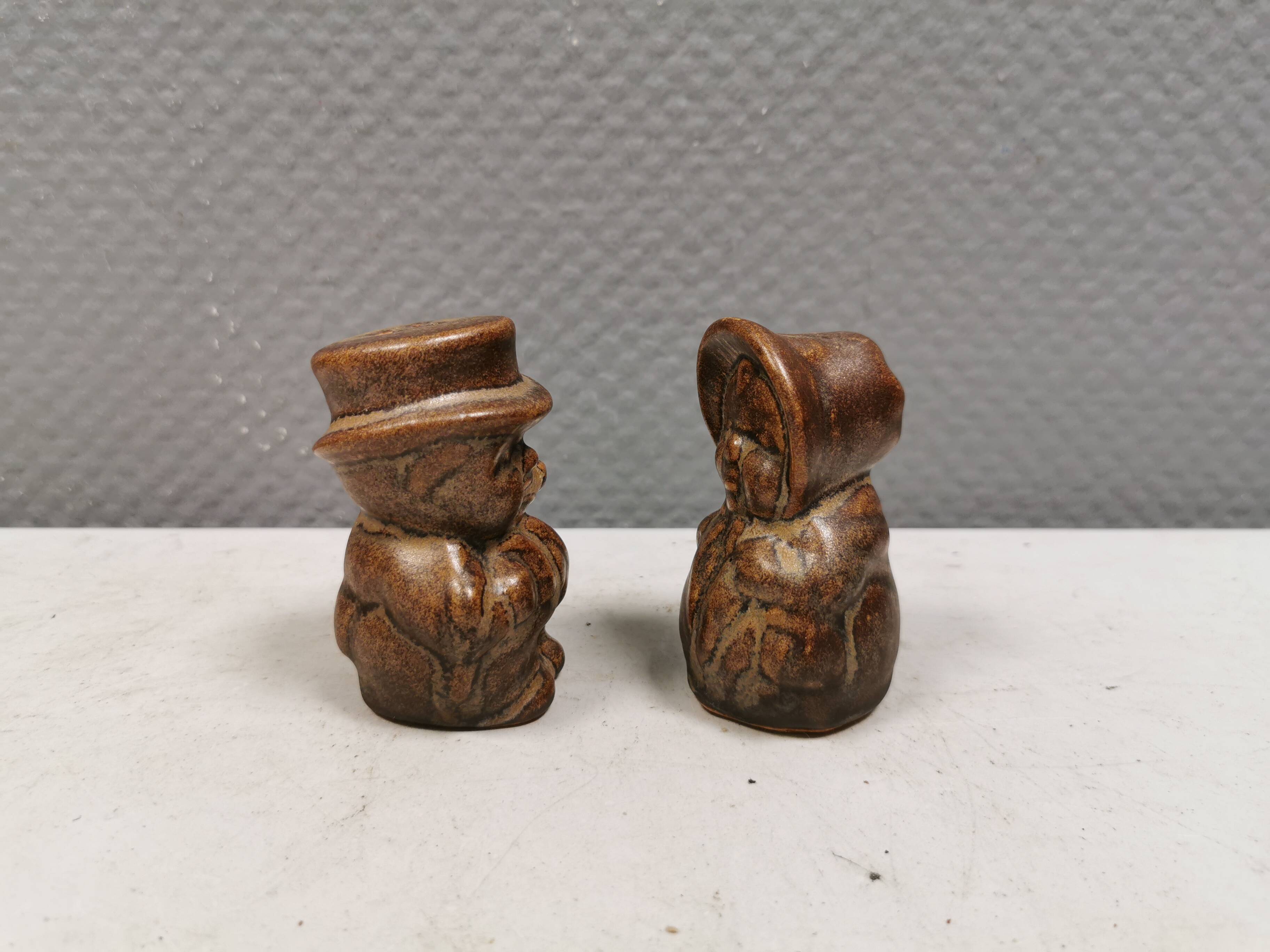 Salt and pepper shaker set in ceramic from Danish Løvemose 1970s.