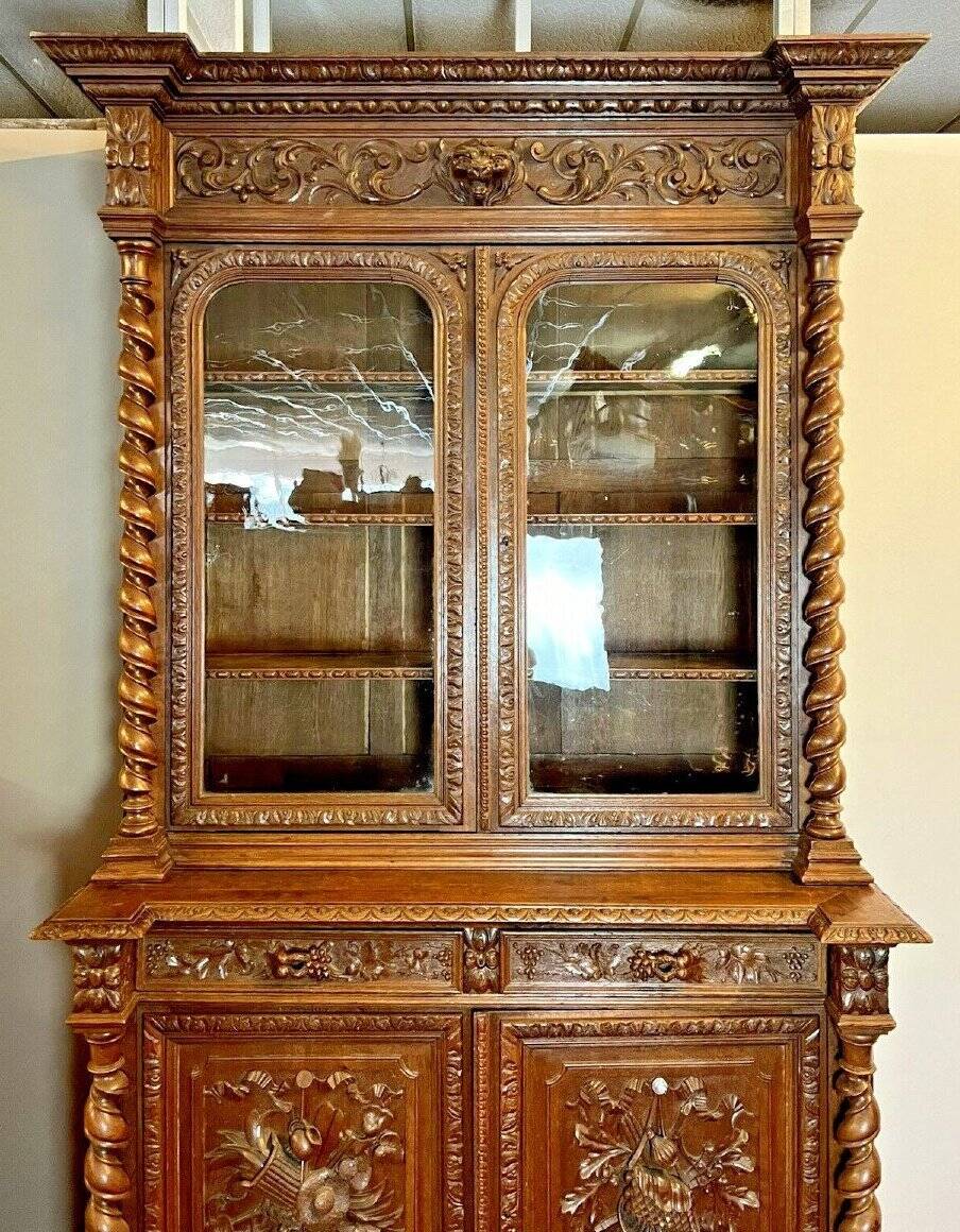 Renaissance-Style Oak Hunting Lodge Library