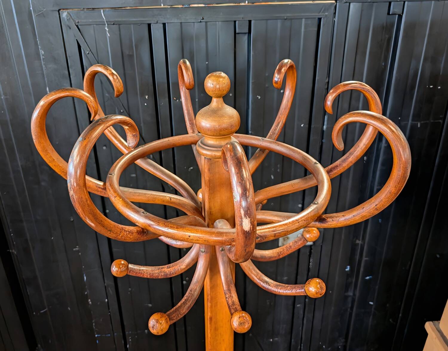 Porte manteaux perroquet Fischel Art deco