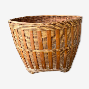 Vintage rattan pot cover