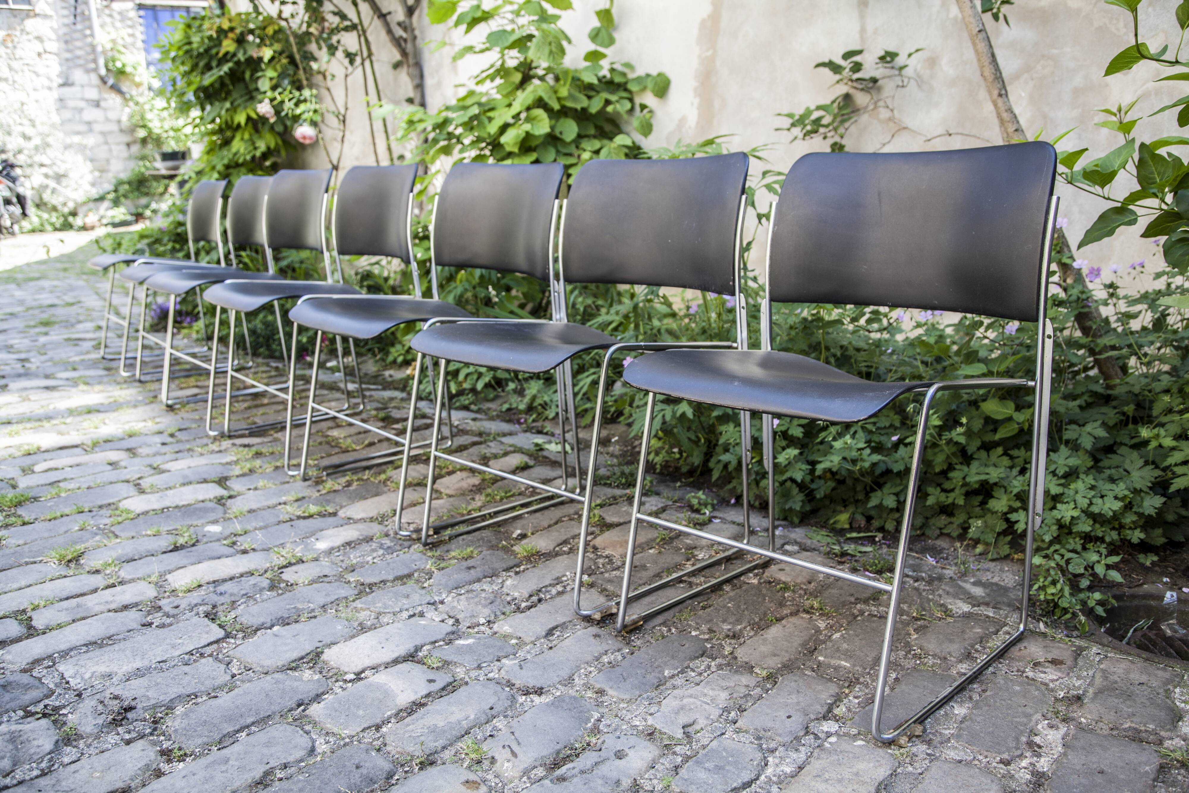 Chaises Noires 40/4 David Rowland