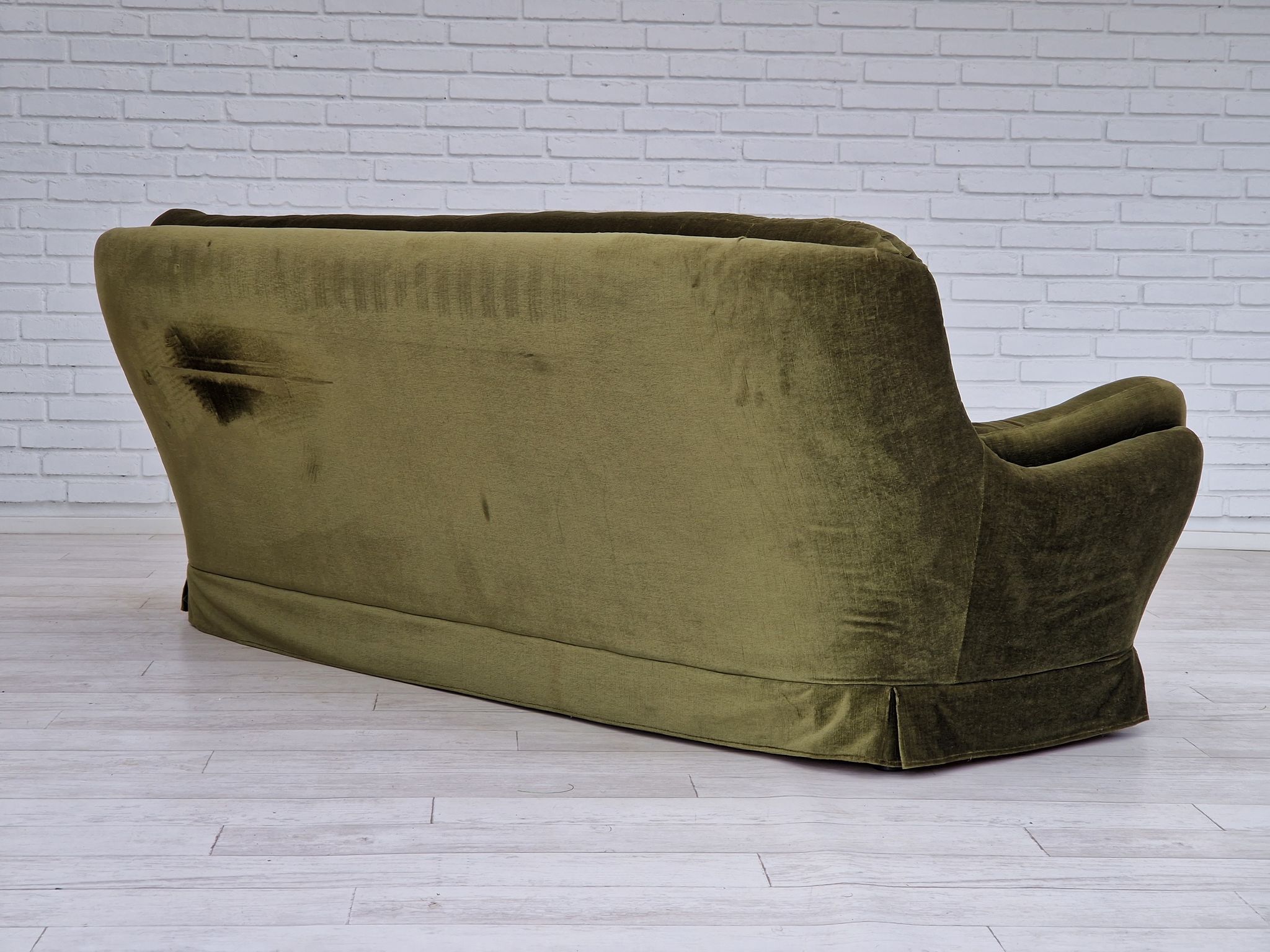 1970s, Swedish design by Swedfurn, Slätta Möbler, 3 seater sofa, vintage velour.