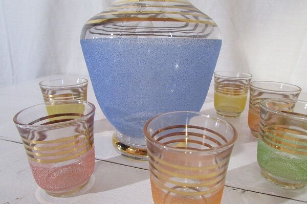 Vintage liquor service, granita 40-50 years