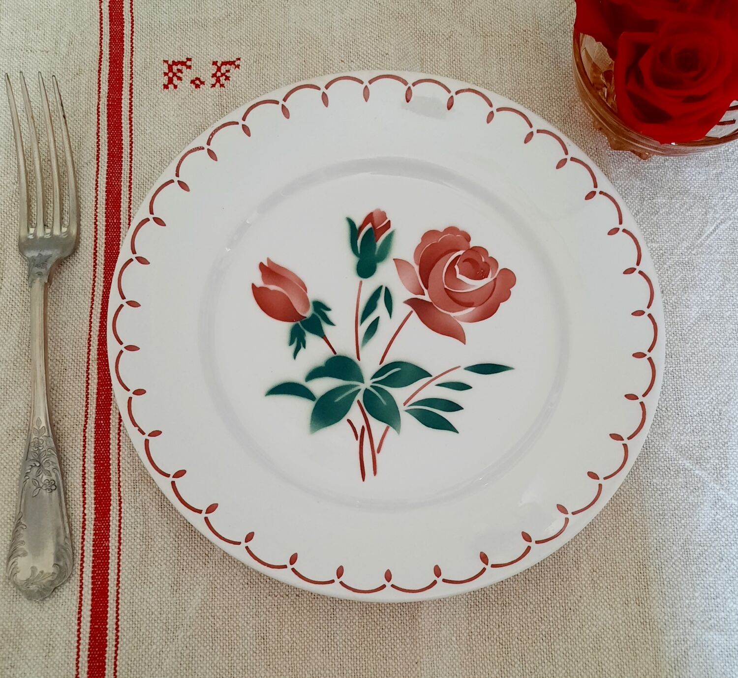 Mismatched flat plates