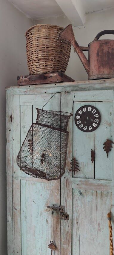 Old fishing bourriche