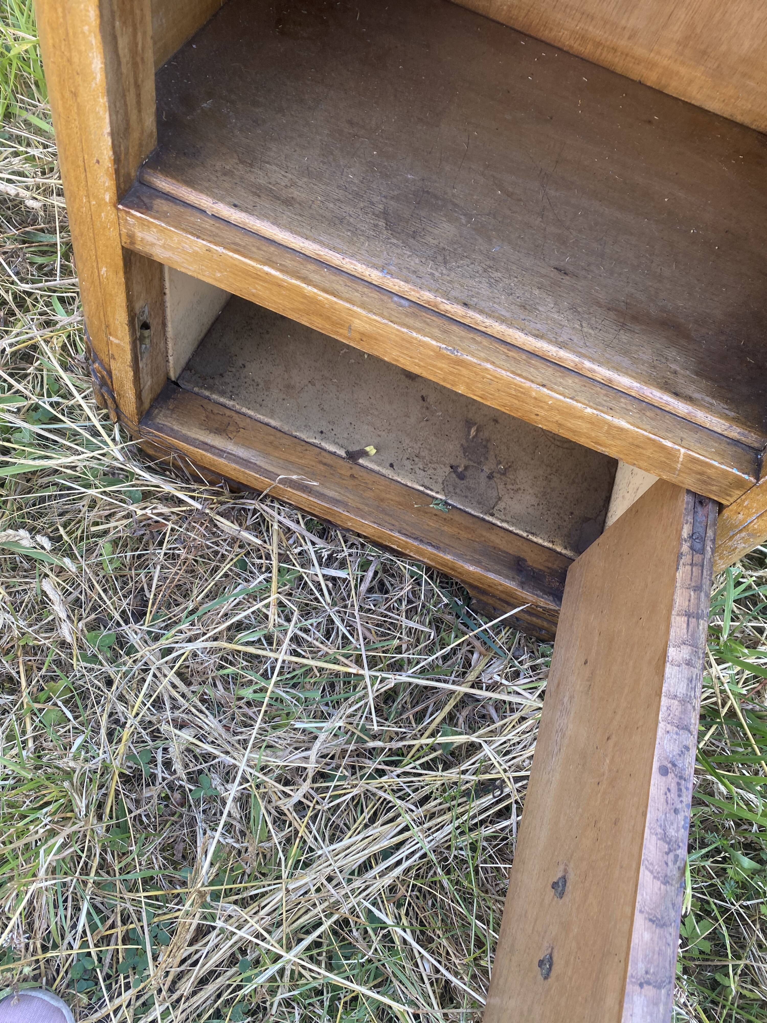 Table de nuit