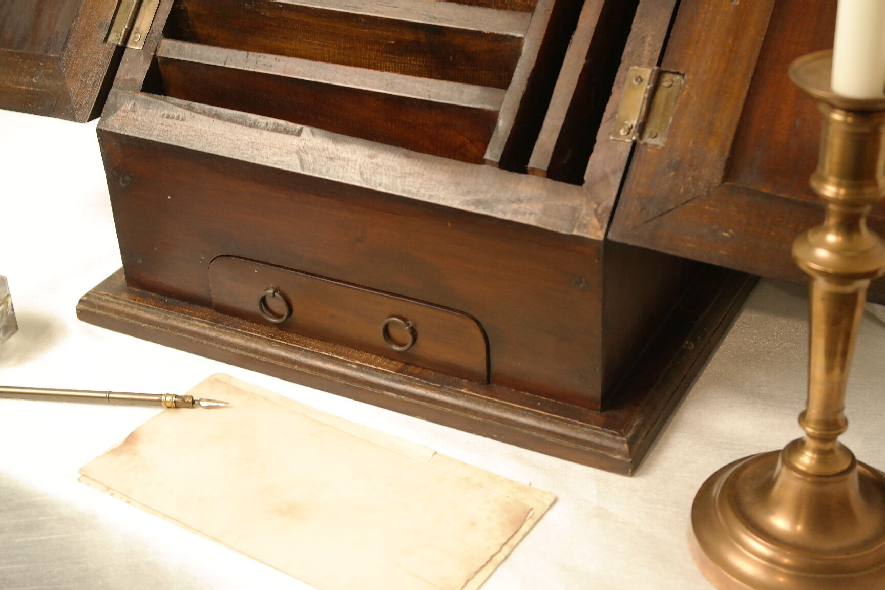 Antique table cabinet in solid mahogany XXth