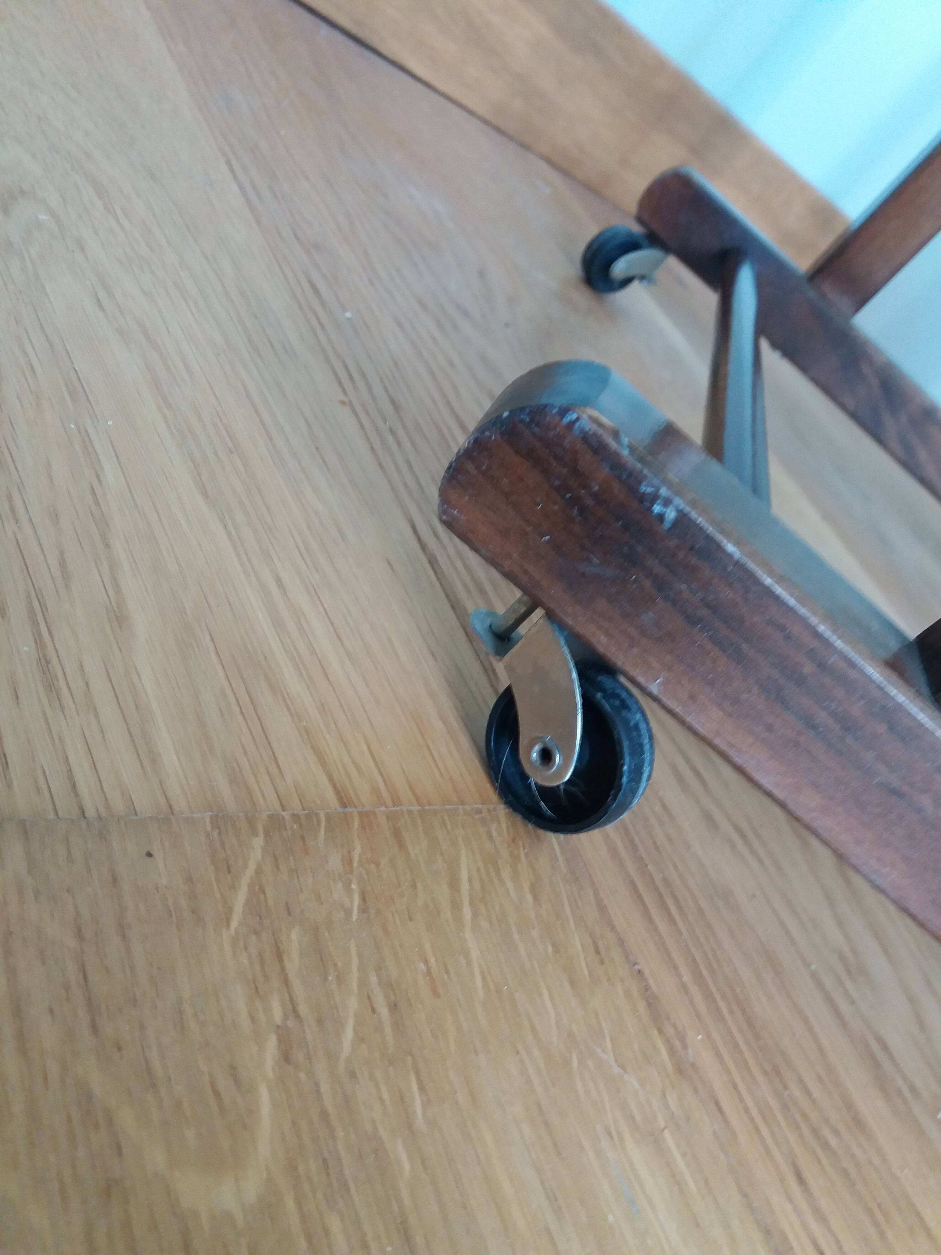 Valet stand with two clothes racks