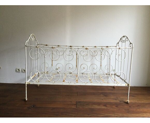 Lit De Bebe Ancien En Fer Forge Selency Lit De Bebe Ancien En Fer Forge Selency