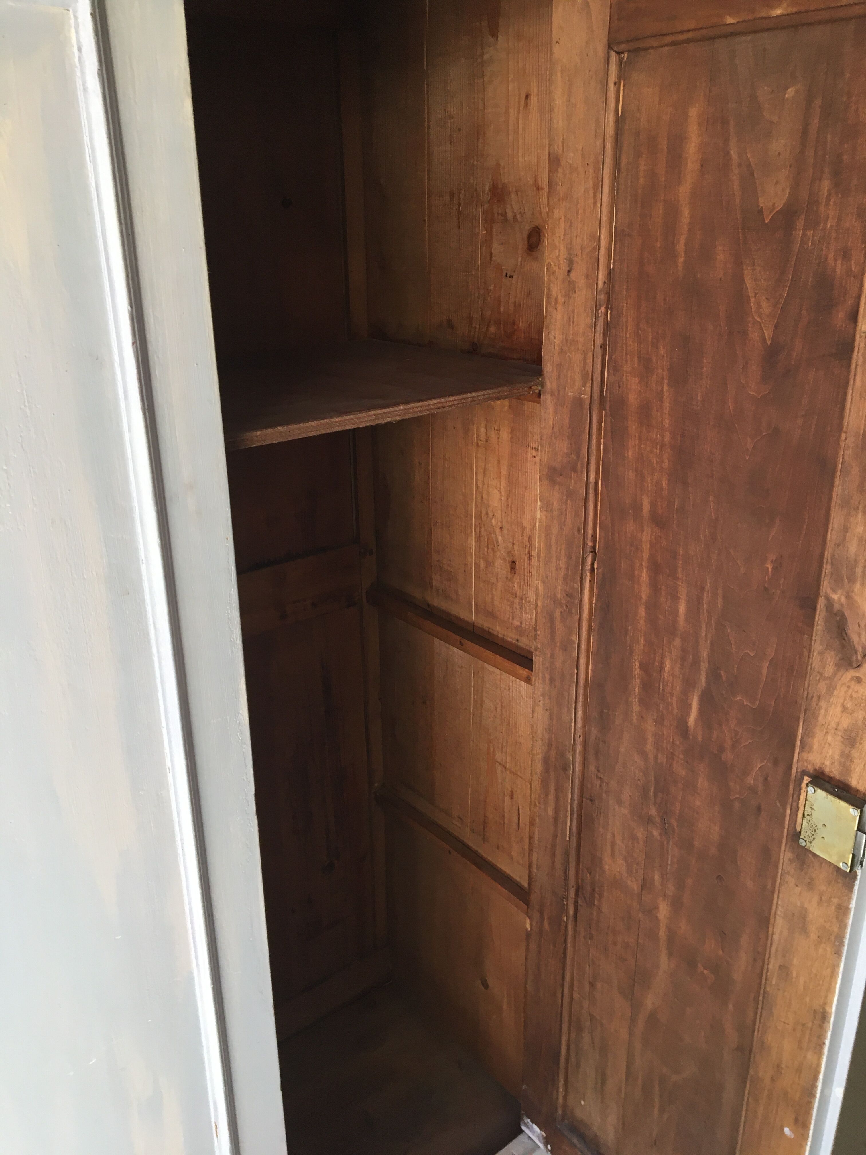 Old closet 4 doors