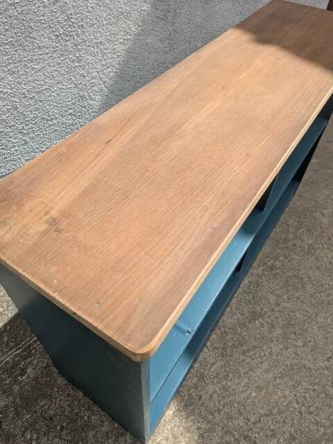 Locker, shelf, bookcase