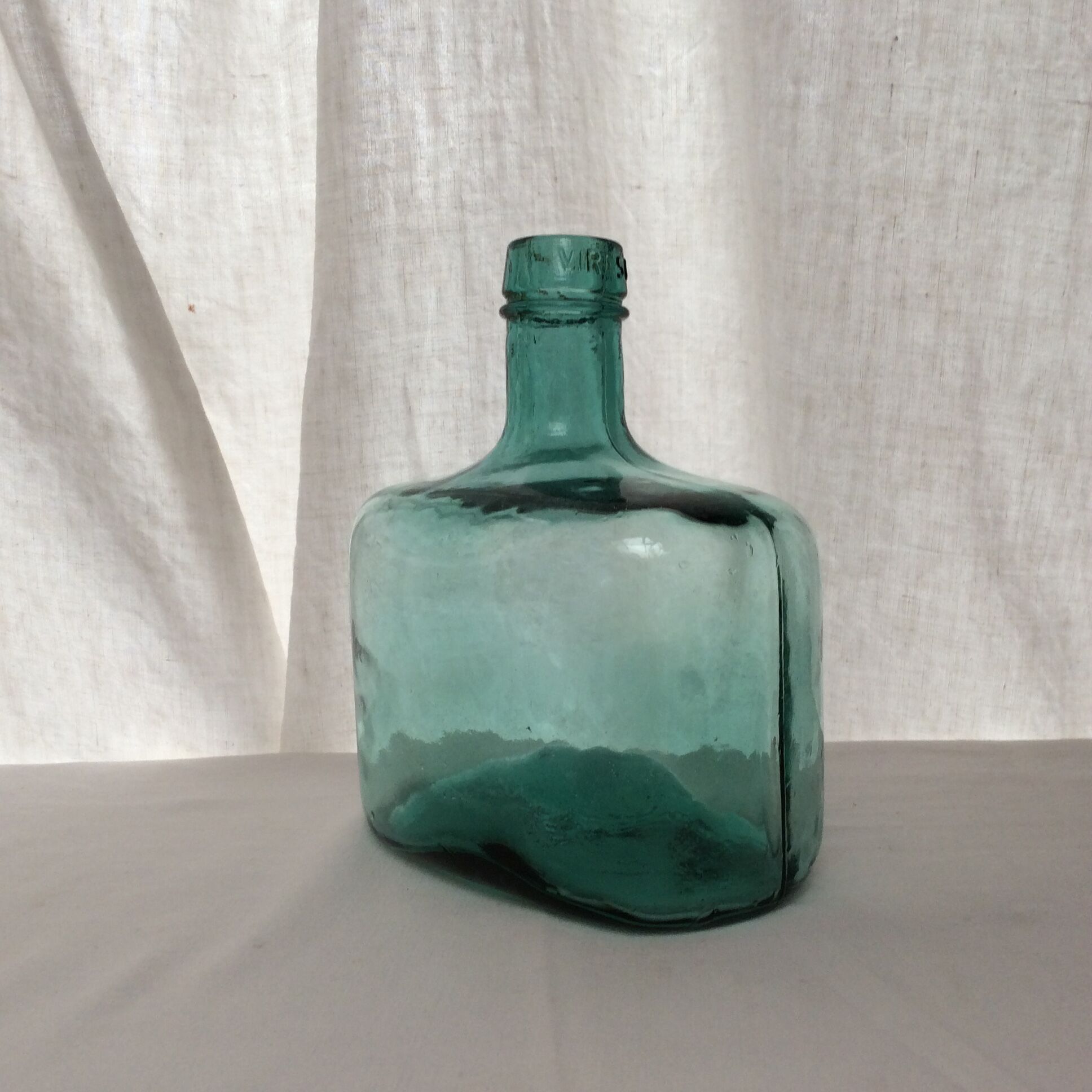 Bottle viresa demijohn