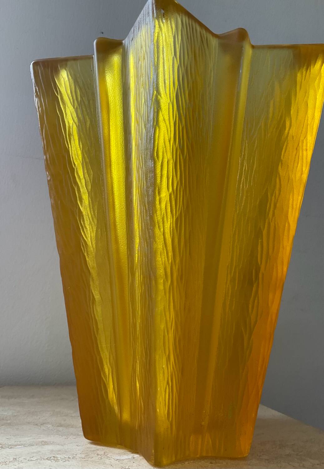 Art Deco star vase in yellow glass from the 1950s