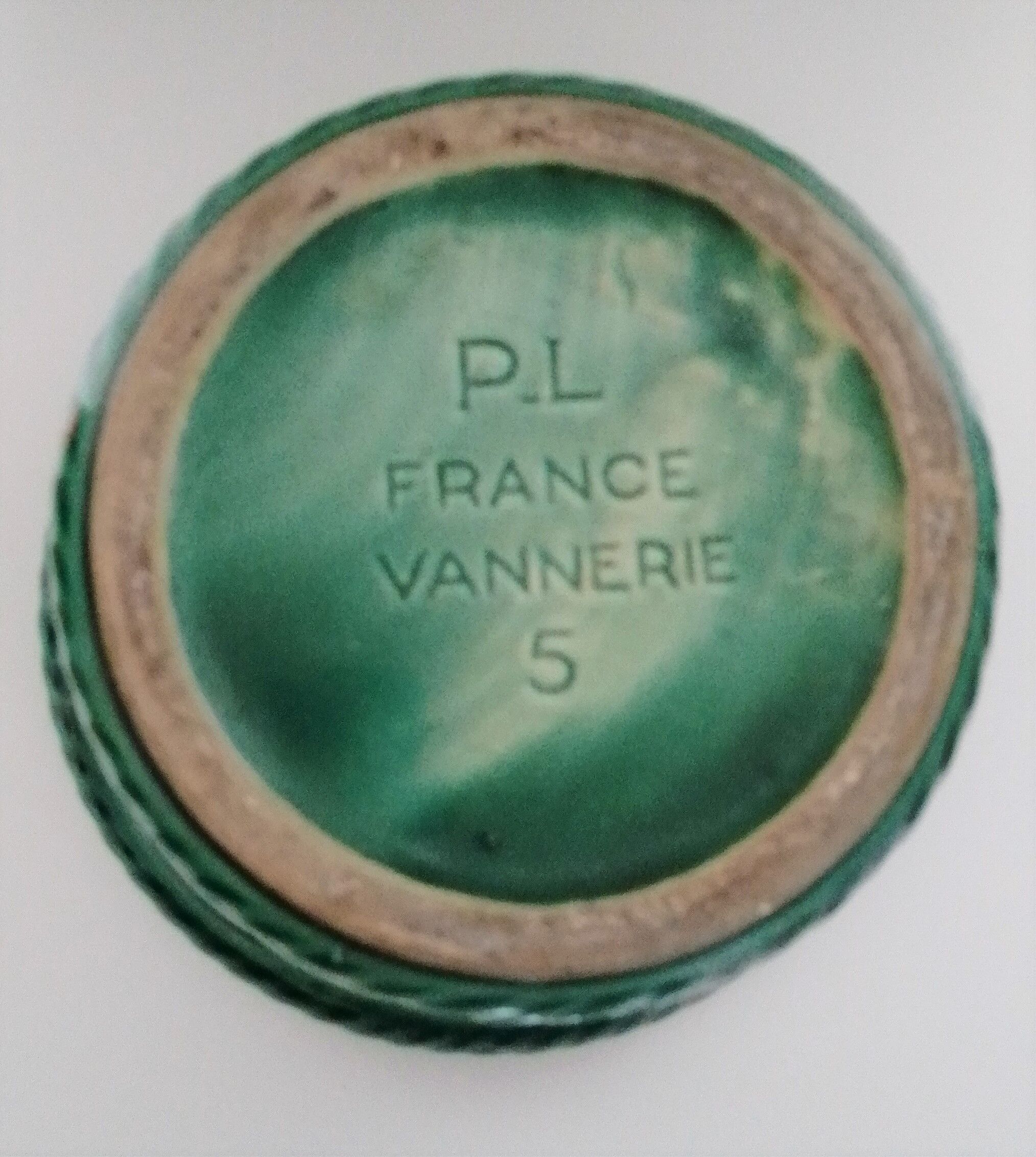 Ceramic pot cache Poët Laval basketry series