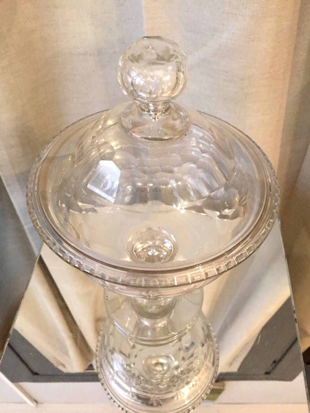 Crystal drageoir size can be baccarat