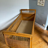 Rattan bed