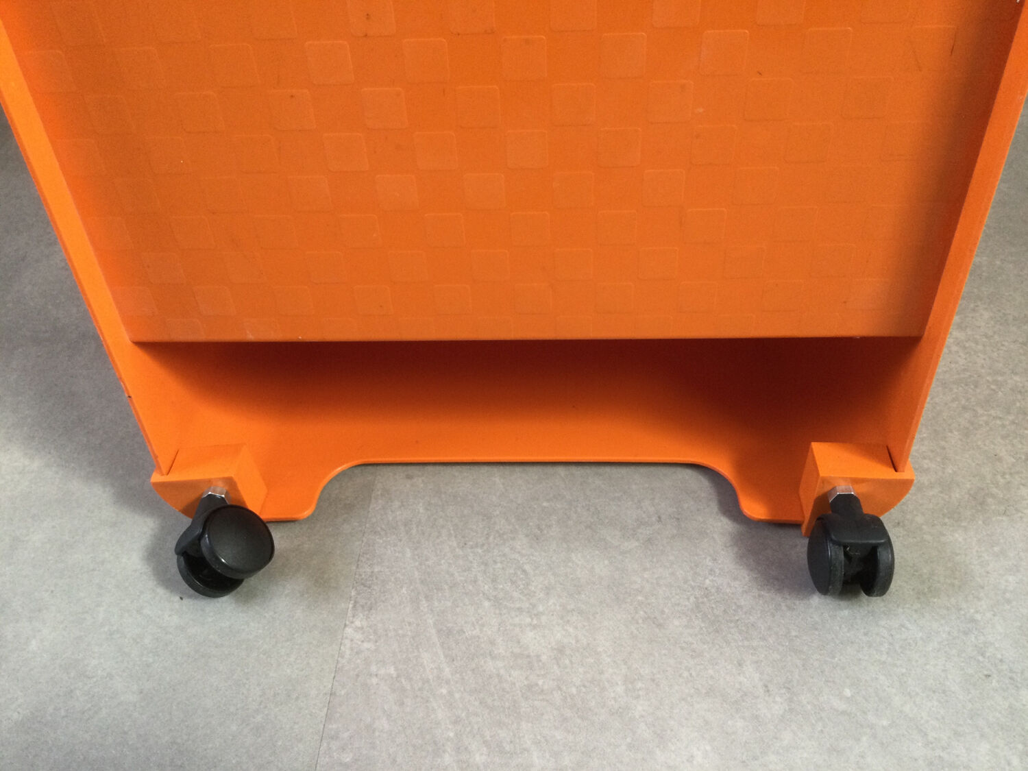 Prisunic Flair coffee/bar table 1970