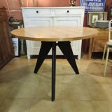 Round table in the spirit of Jean Prouvé