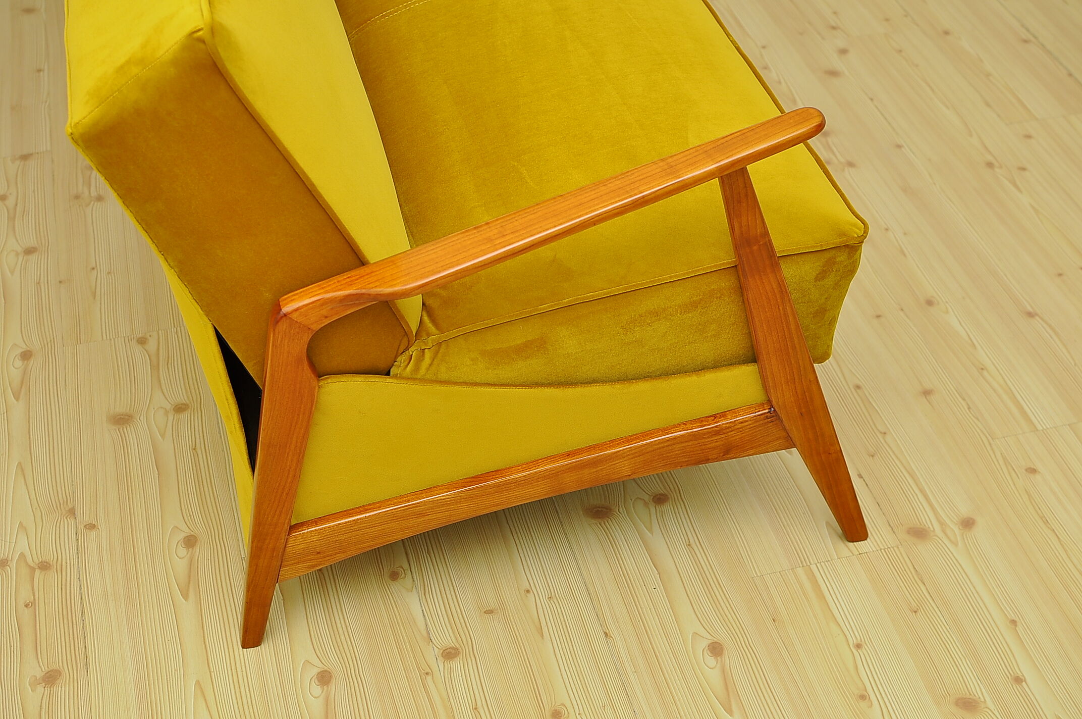 Mid-century Velvet and Cherry Wood Sofa Daybed, 1960s